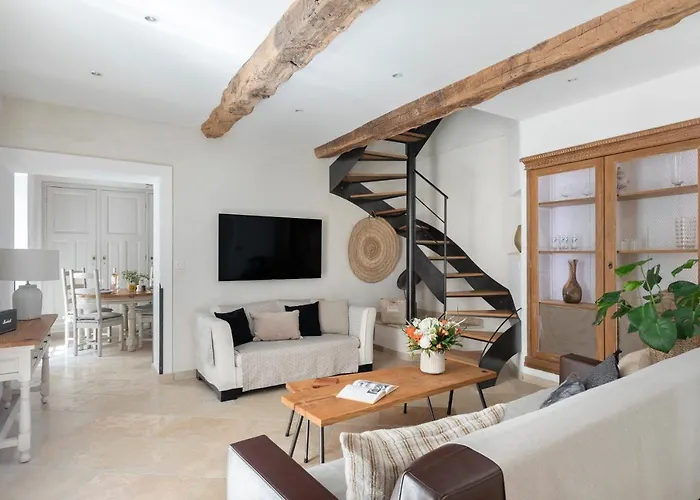 Ma Maison A Valbonne - 3 Luxury Apartments In Heart Of Village